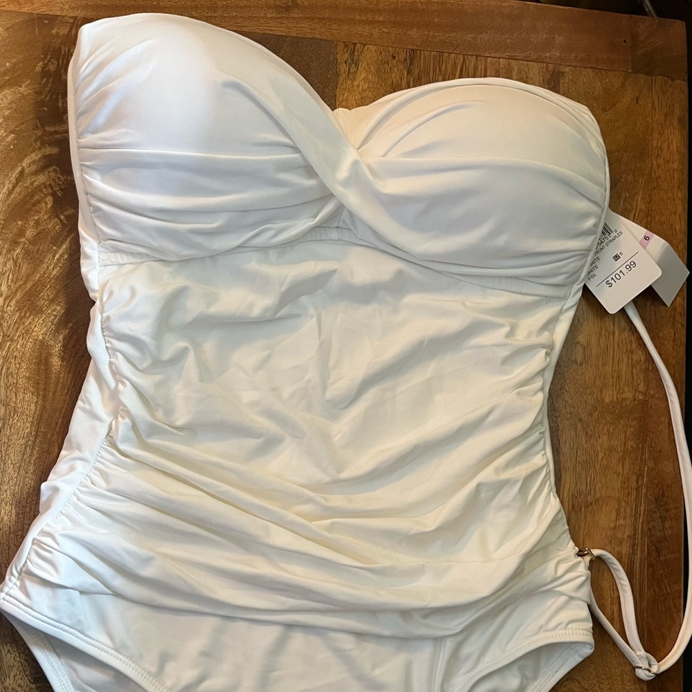 Anne Cole size 6 bandeau swimsuit